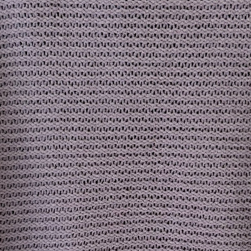 Hollister Mock Neck Oversized Lavender Sweater
Size: Small
EUC - Picture 7 of 9